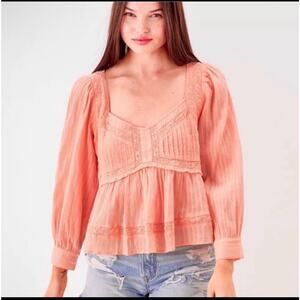 American Eagle Babydoll Puff Sleeve Gauze Peach‎ Cropped Bohemian Top Medium